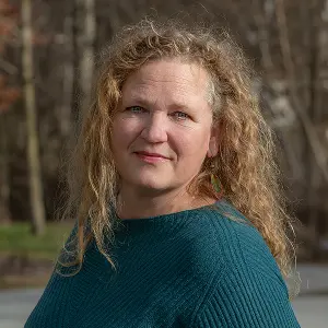 Porträt von Monika Hutter